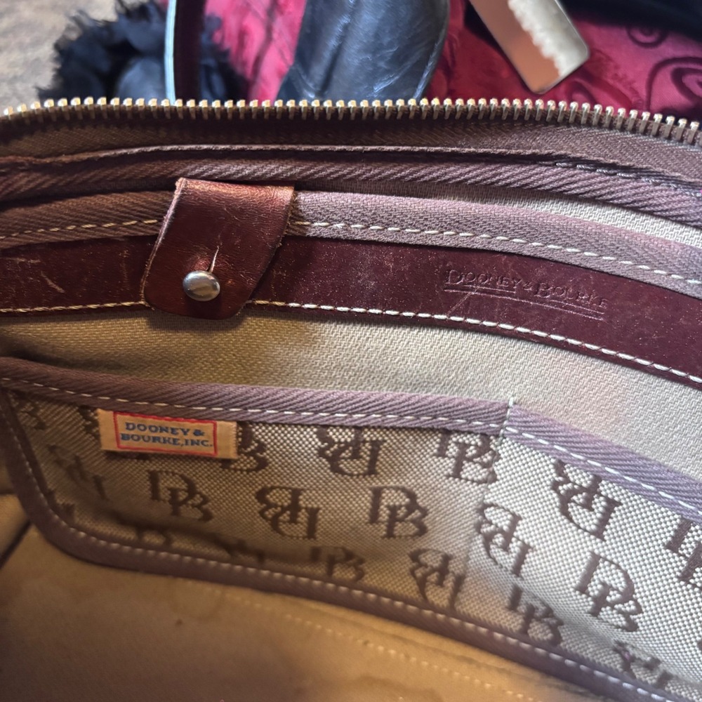 Vtg Dooney & Bourke Monogram Canvas Leather Trim Shoulder Bag Tan Brown Y2K Tote - Picture 10 of 12